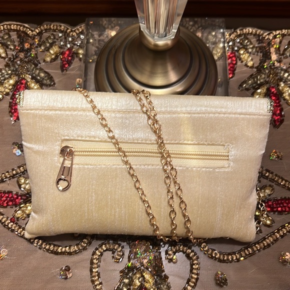 💥HOST PICK💥 NWOT- Vintage Beaded and Stitched Evening Bag/Clutch/Crossbody - Picture 2 of 5